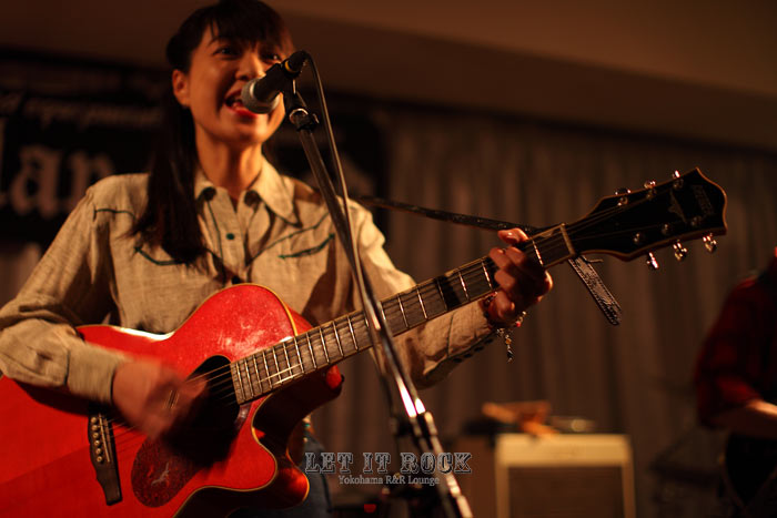 【Lilies】　Live Act at LET IT ROCK
